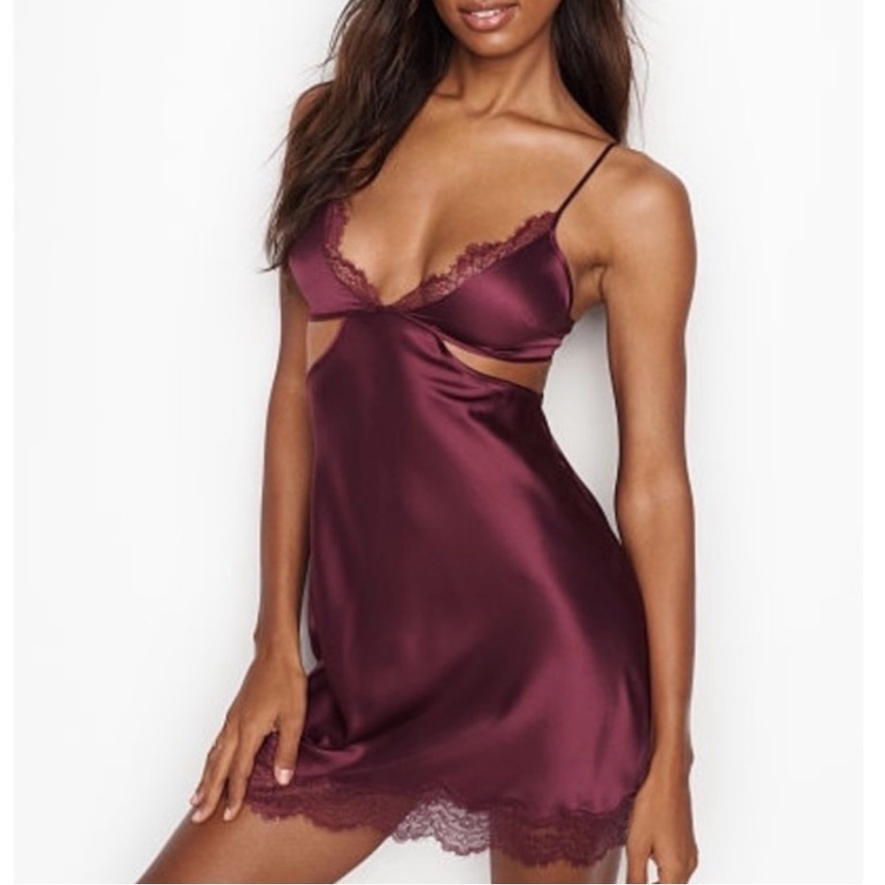 EUC- Victoria Secret Side Cutout Night Chemise